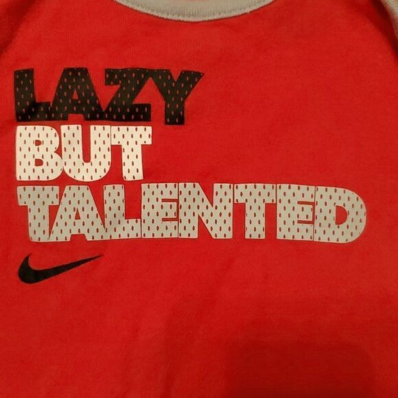 NIKE Infant Boy's Lazy But Talented Onsie Size 0-3 Months - Picture 3 of 4